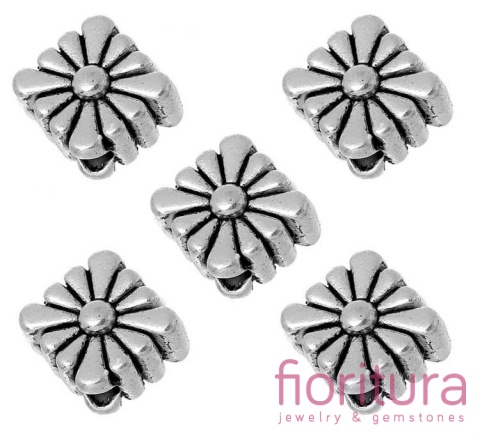 PRZEKŁADKA TYPU BALI KWADRAT Z KWIATKIEM 7x7MM KOLOR STARE SREBRO