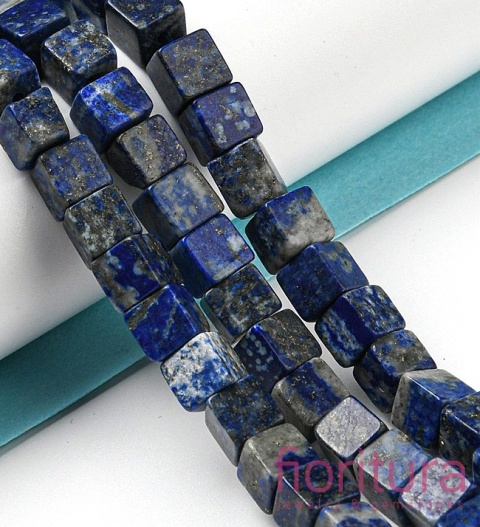 KAMIEŃ NATURALNY LAPIS LAZULI KOSTKA NIEREGULARNA 6-6,5x6-5,5x6-6,5MM