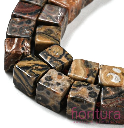 KAMIEŃ NATURALNY JASPIS LEOPARDZI KOSTKA NIEREGULARNA 6-6,5x6-5,5x6-6,5MM