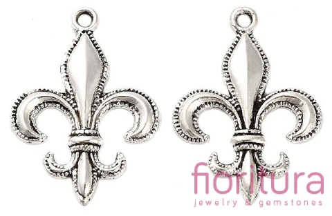 ZAWIESZKA LILIJKA 30x22x3MM KOLOR STARE SREBRO